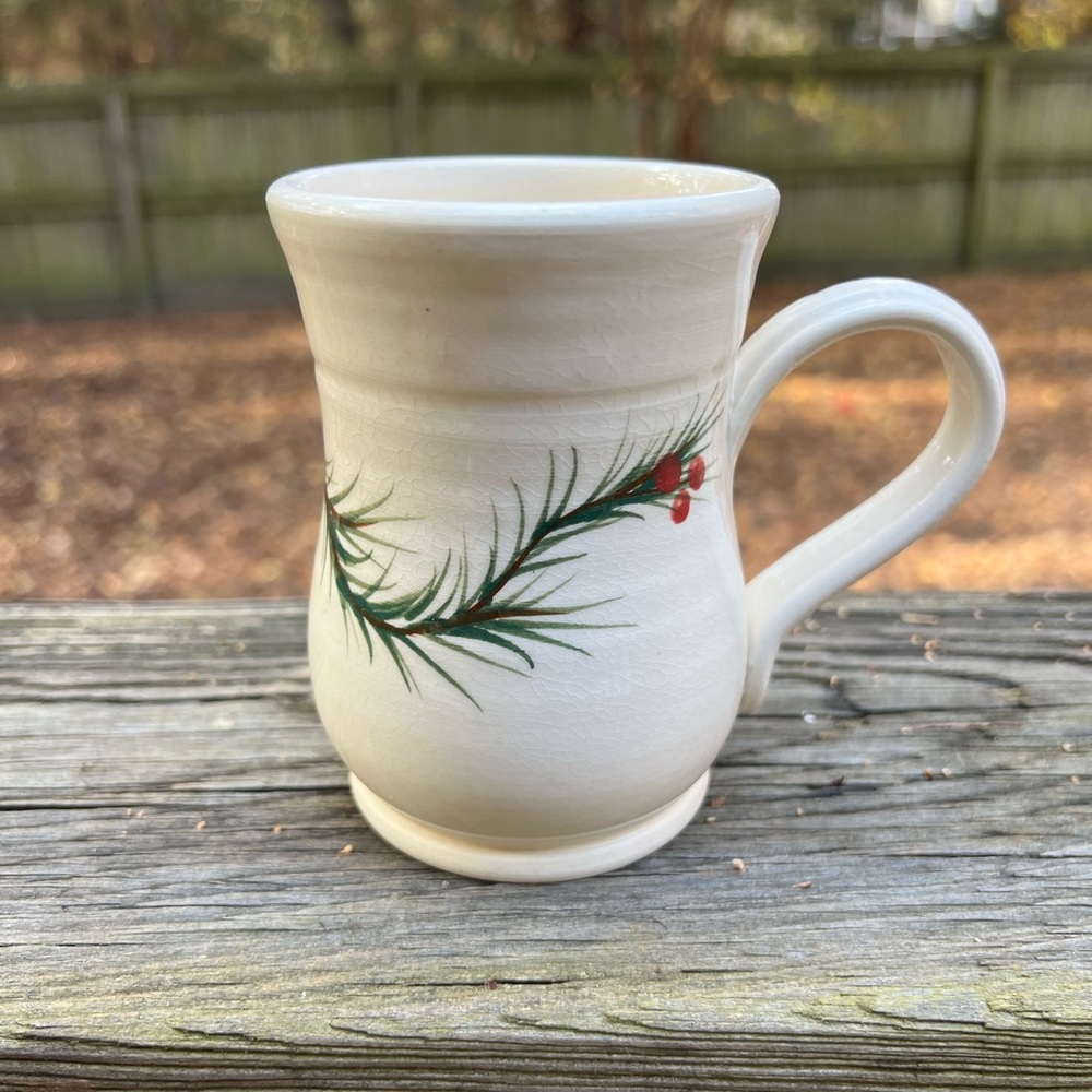 Mill Creek Stoneware Small Garland Berry Pottery Mug